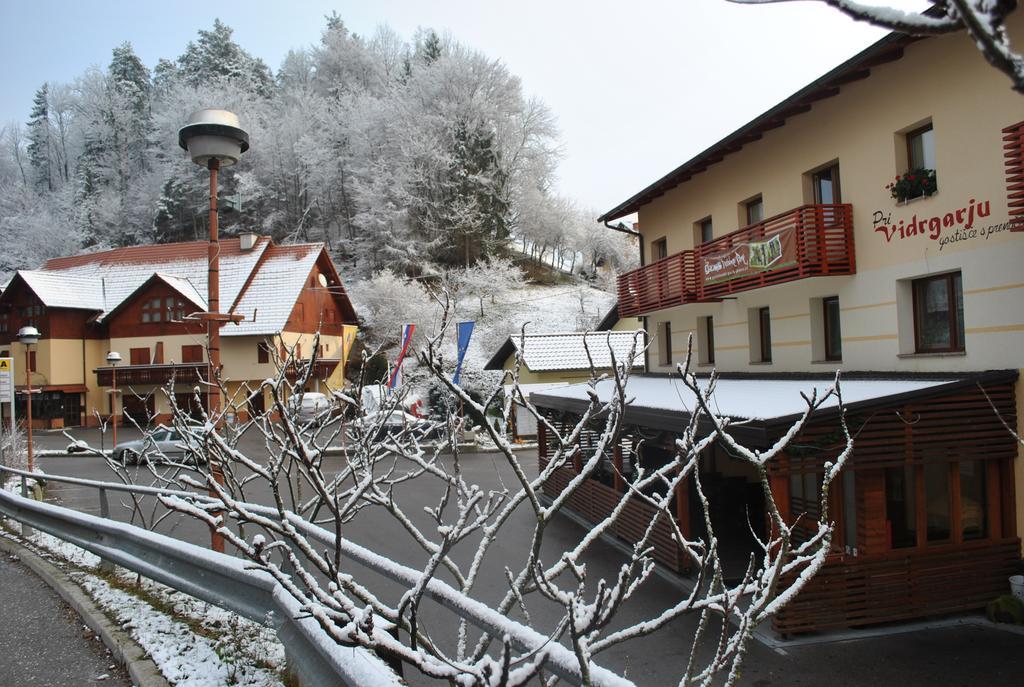 Hotel Pri Vidrgarju Vace Esterno foto