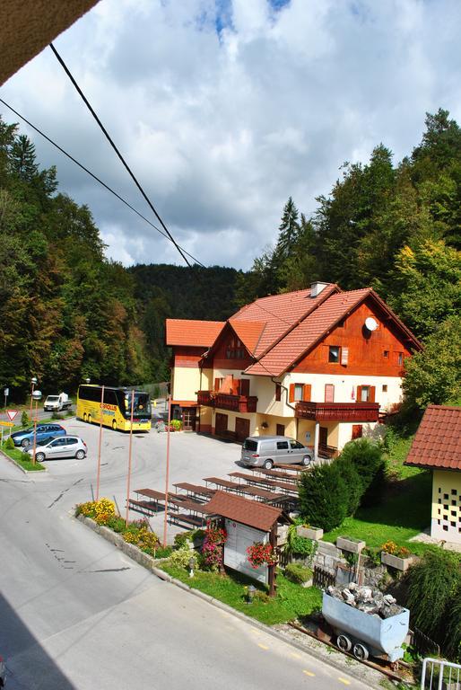 Hotel Pri Vidrgarju Vace Esterno foto