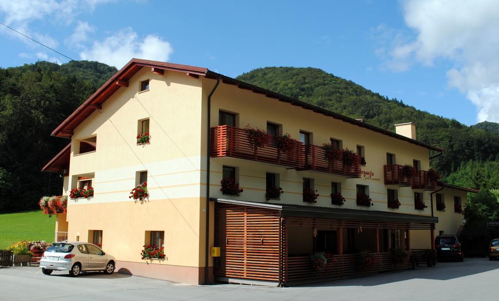 Hotel Pri Vidrgarju Vace Esterno foto