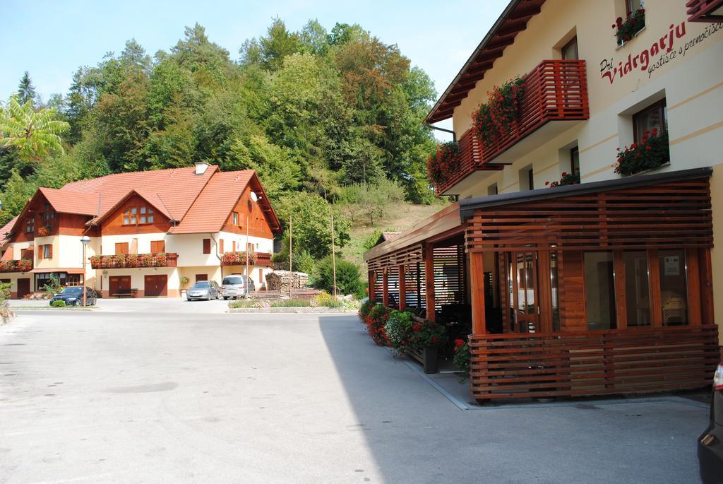Hotel Pri Vidrgarju Vace Esterno foto